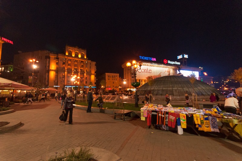 Selling on Maidan