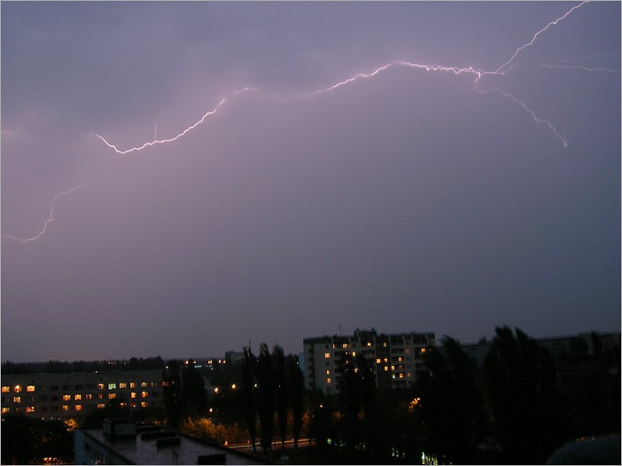 Lightning over Kiev