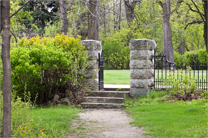 A small entrance to Munson Park
