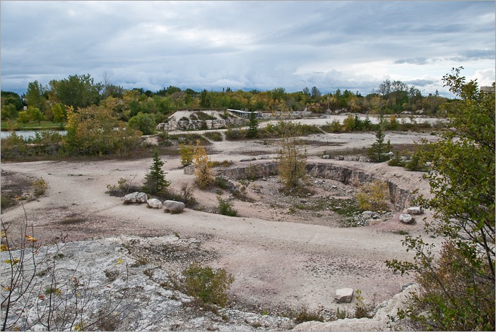 Overview of the quarry of Stonewall