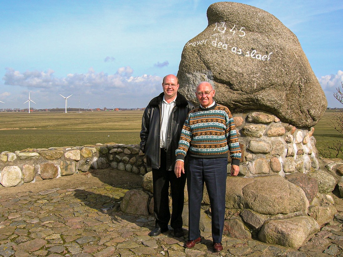 My father and me. The stone reads: “Rather dead than slaves”