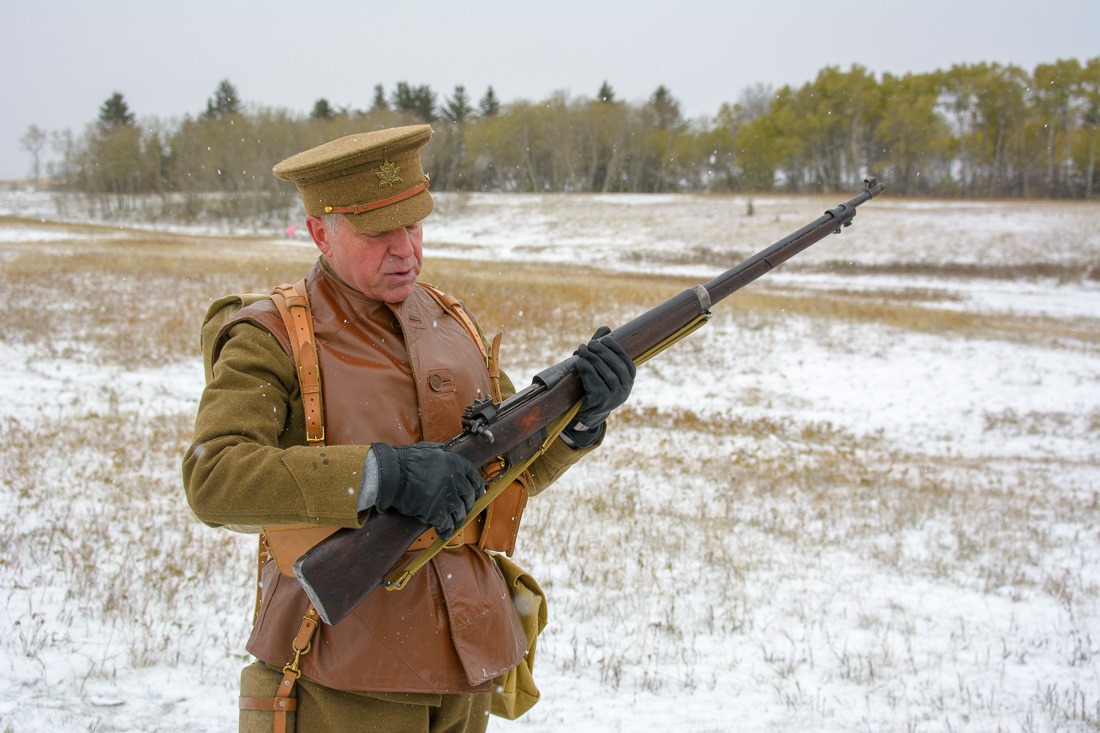 Soldier with a Ross Mk III
