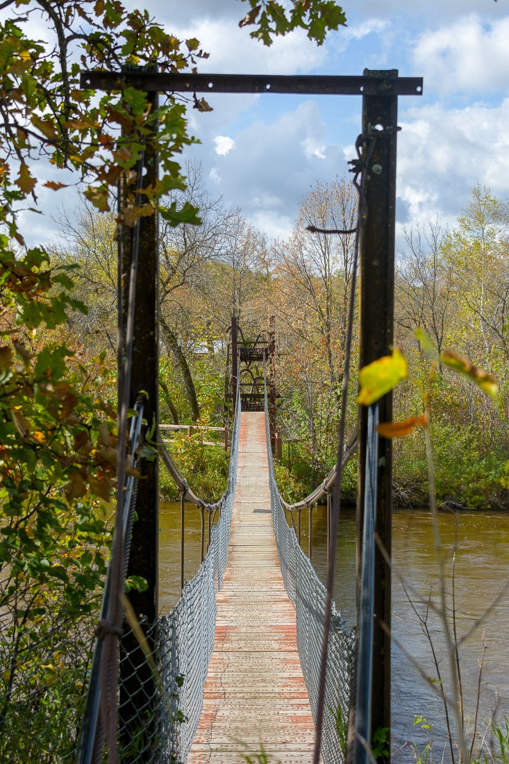 The Swinging Bridge of Senkiw