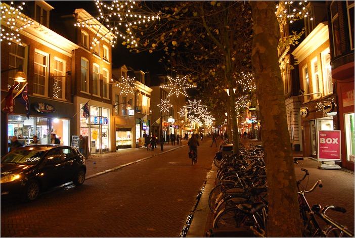  Bicycles by night