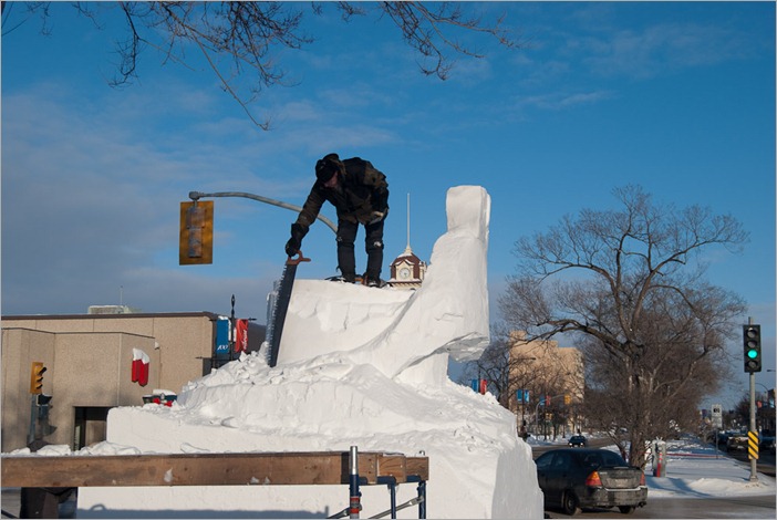 Snow sculptors on Provencher Blvd