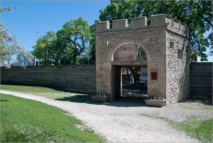  Upper Fort Garry in Winnipeg